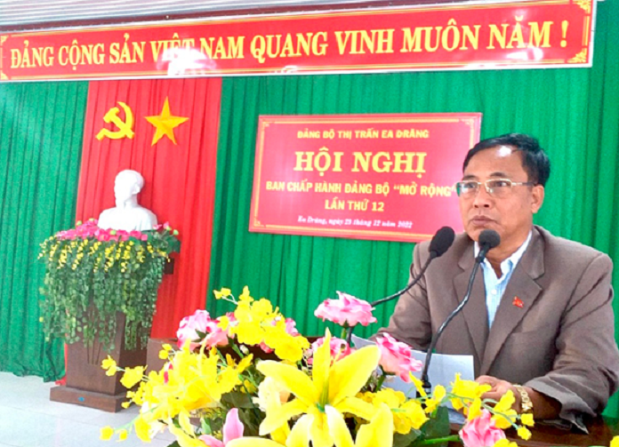 Hoi nghi ban chap hanh dang uy thi tran 1